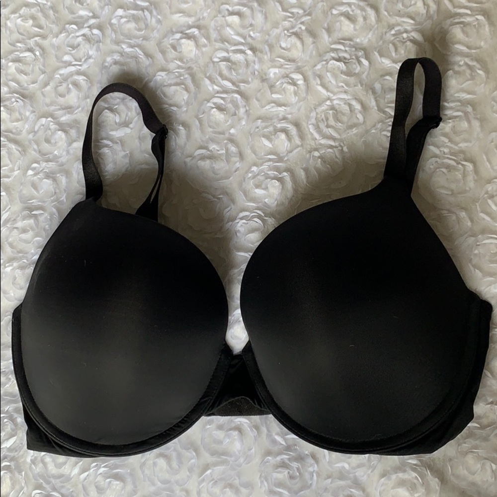 Black bra by VS